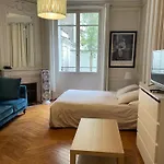 Studio à Paris près du Pont Mirabeau et Tour Eiffel
