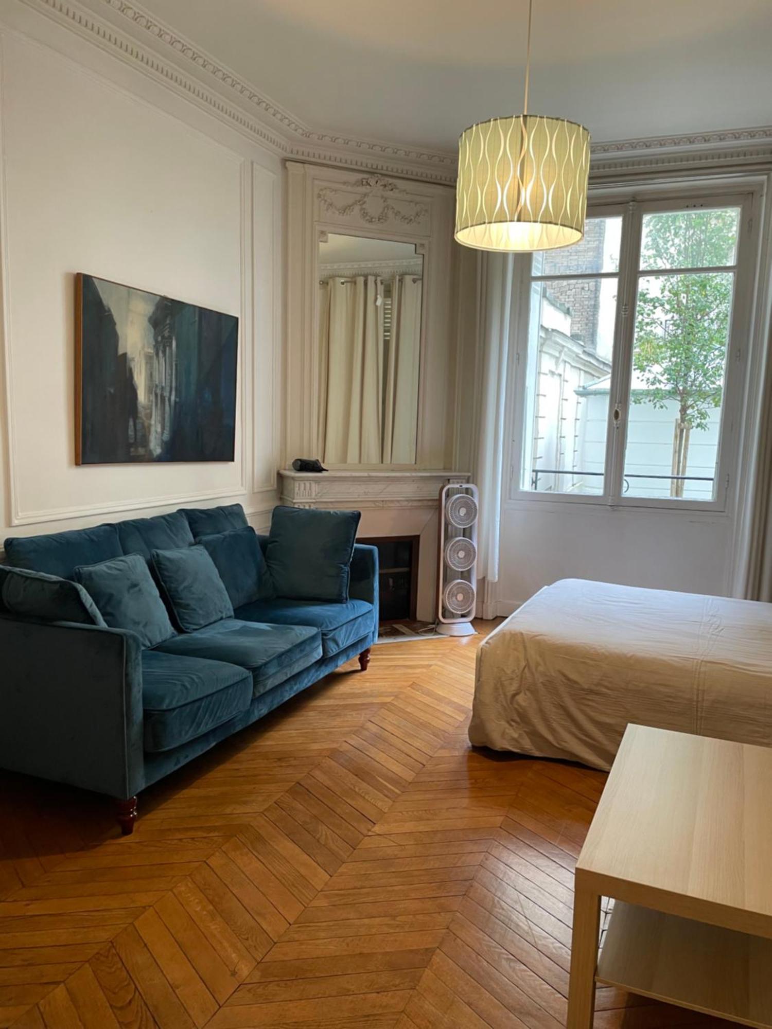 Apartment A Pres Du Pont Mirabeau Et Tour Eiffel Paris