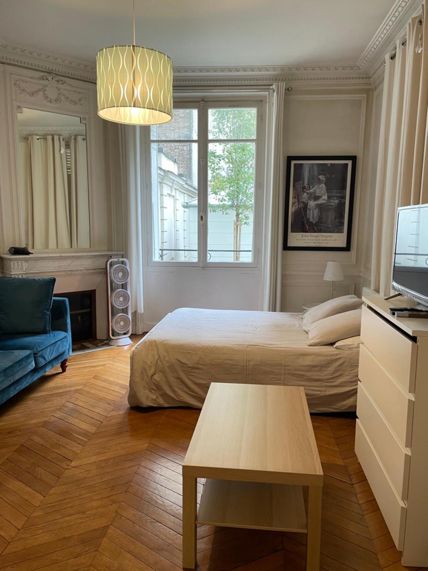 Appartamento à Près Du Pont Mirabeau Et Tour Eiffel Parigi